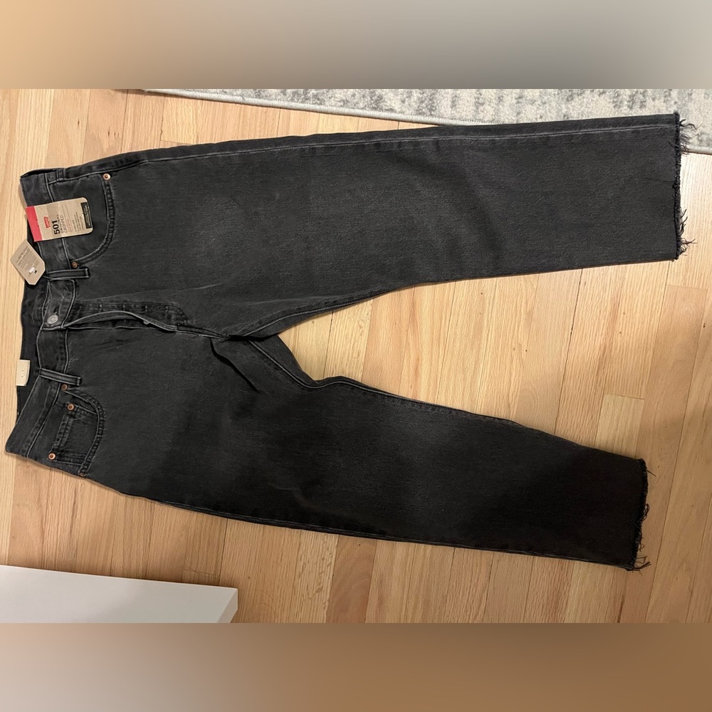 Levi’s 501 cropped NWT